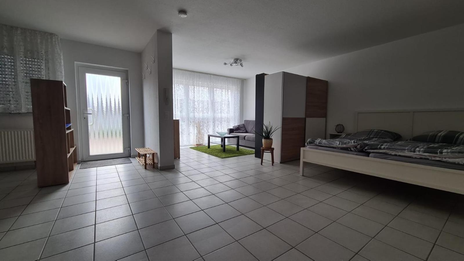 Straubenhardt Ruhige Ferienwohnung Am Rande Des Nordschwarzwalds מראה חיצוני תמונה